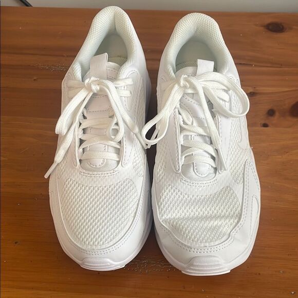 Nike Air Max White Athletic Sneakers - Picture 2 of 8